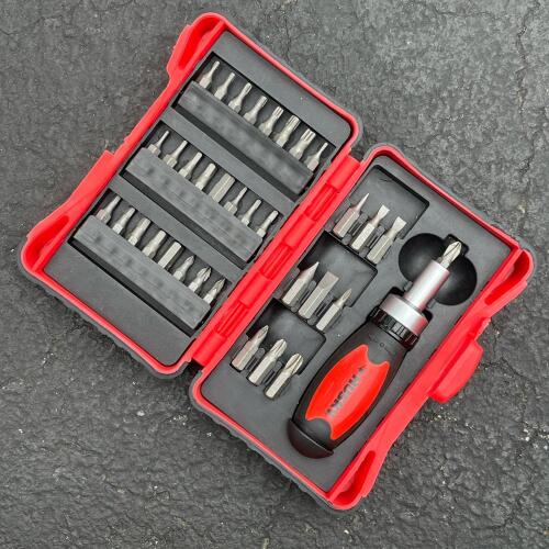Husky 35-Piece Stubby Bit Driver Set with Ratcheting Screwdriver