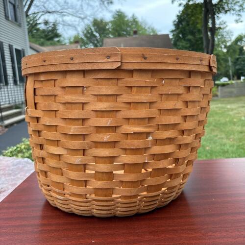 Longaberger Round Handwoven Basket