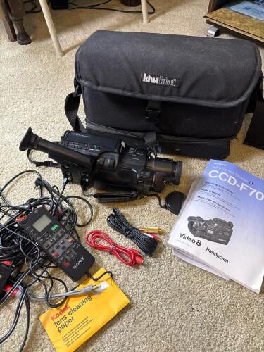 Sony CCD-F70 Video8 Handycam Camcorder with Accessories