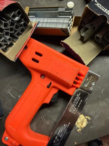 Arrow ETF50BN Electro-Matic Staple Gun with Bostitch and Arrow Staples
