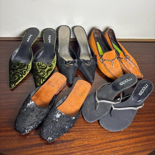 Lot of Women's Fashion Slip-On Shoes
