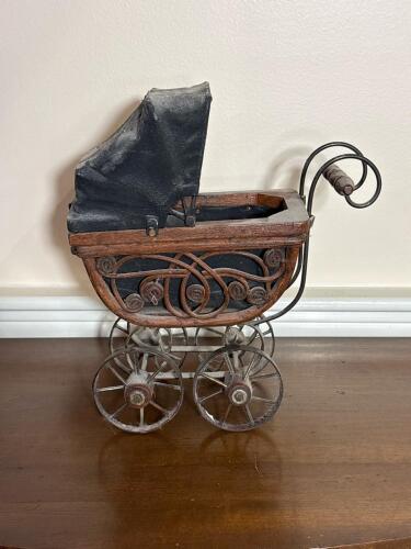 Small Victorian-Style Doll Carriage