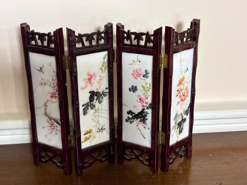 Miniature Chinese-Style Folding Screen