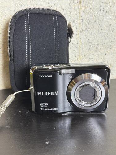 Fujifilm FinePix AX550 Digital Camera with Case