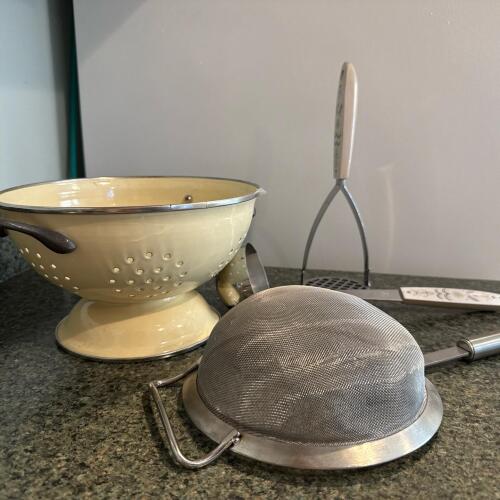 Colander, Wire Mesh Strainer, Metal Potato Masher, Grater