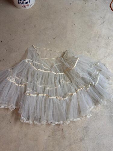 Vintage-Style Petticoat Underskirt with Lace Trim