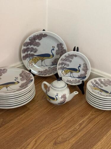 Williamsburg Chowning's Tavern Peacock Dinnerware
