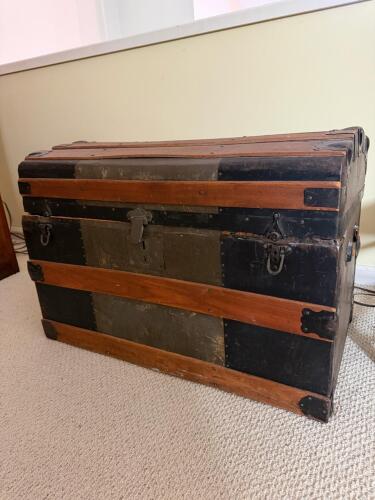 Vintage Steamer Trunk