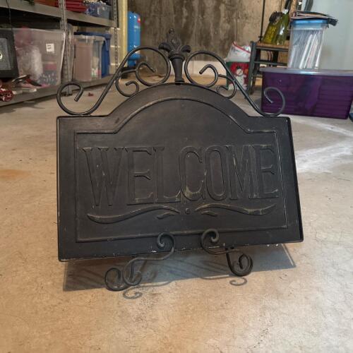 Decorative Metal Welcome Sign with Scroll Design