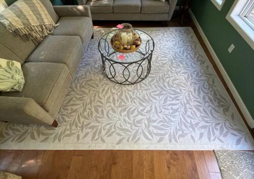 Ruggable Leaf Pattern Area Rug