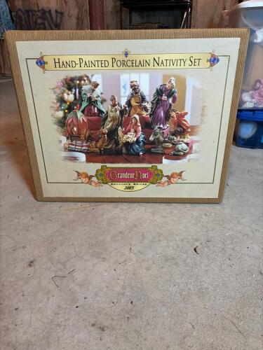 Grandeur Noel Hand-Painted Porcelain Nativity Set Collector's Edition