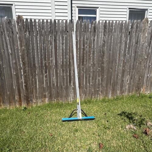 Concrete Bull Float with Aluminum Handle