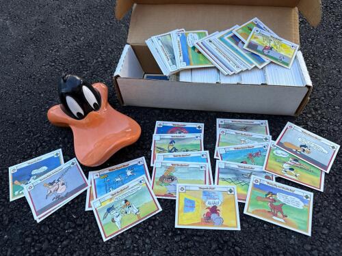 Looney Tunes Trading Cards with Daffy Duck Soap Dish