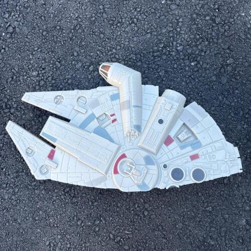 Star Wars Millennium Falcon Light-Up Wall Mount