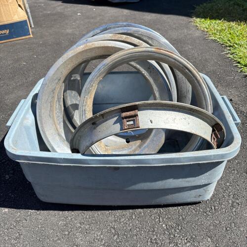 Assorted Metal Wheel Trim Rings