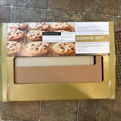Williams Sonoma Goldtouch Nonstick Cookie Set