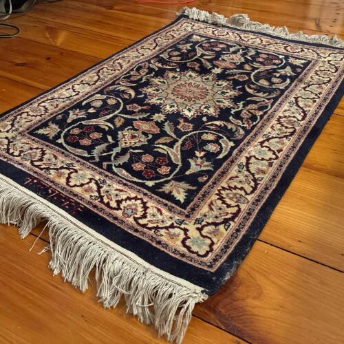 Small Persian-Style Wool Area Rug With Floral Medallion Design