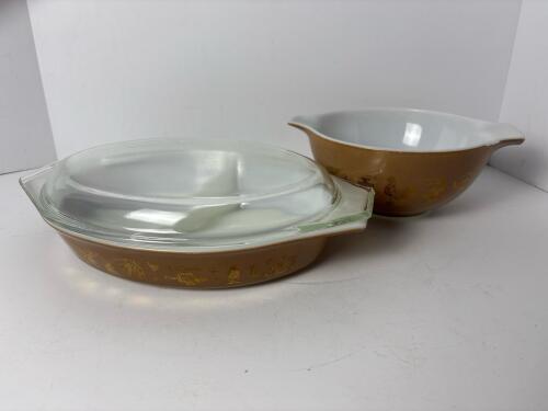 Set of Two Vintage Pyrex Golden Americana