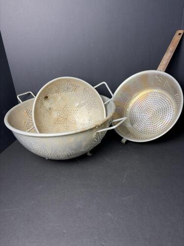Trio-Vintage Aluminum Colanders and Strainer