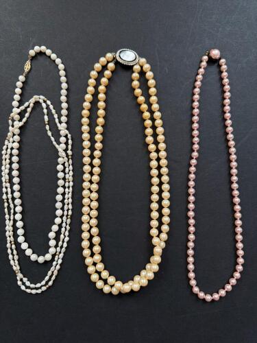 Vintage Pearl Necklaces
