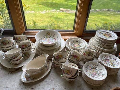 Johnson Bros Windsor Ware Garden Bouquet Dinnerware