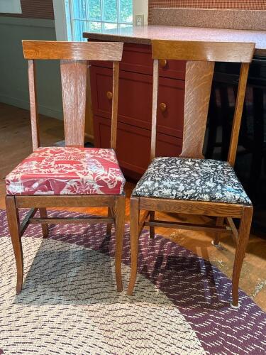Pair of Oak Side Chairs With Tapered Backs