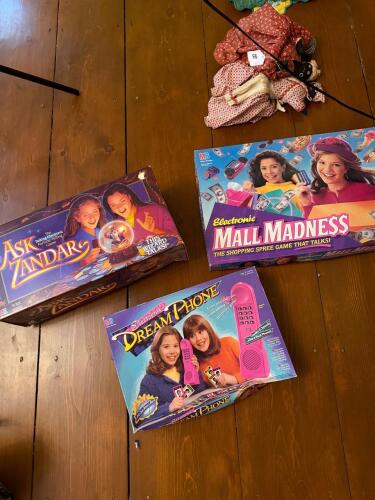 Vintage Games: Mall Madness, Dream Phone, Ask Zandar