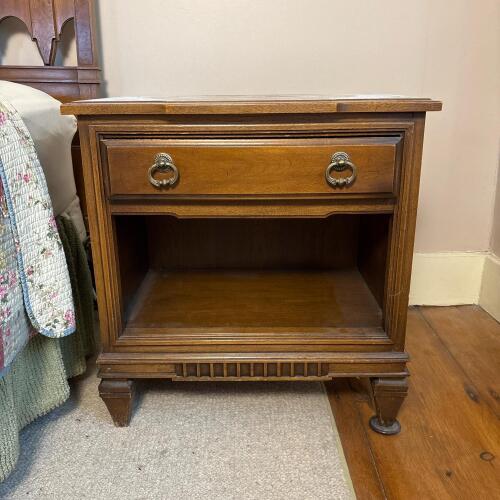 Drexel Positano Wooden Nightstand (2 of 2)