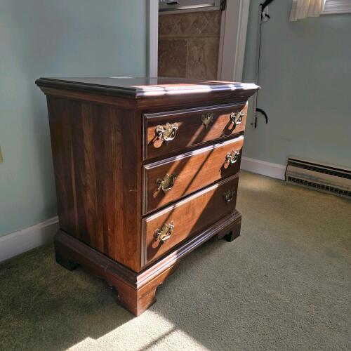 Jamestown Sterling Three-Drawer Chest in Traditional Style
