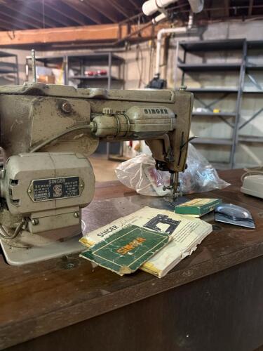 Singer Model 306 Automatic Swing-Needle Sewing Machine