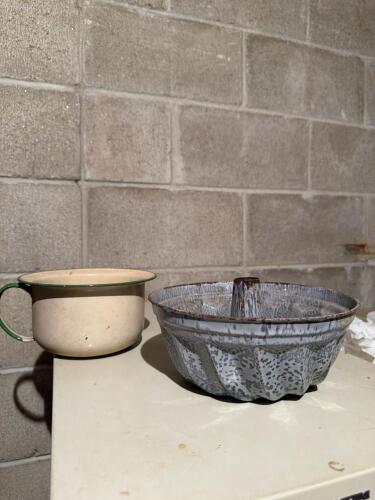 Graniteware Bundt Pan and Enamelware Chamber Pot