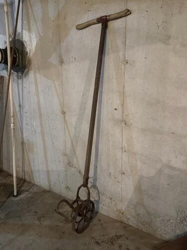 Antique Garden Cultivator with Iron Wheels and Wooden Handle