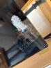 Samsung 32-Inch LED TV with Wall Mount - 3