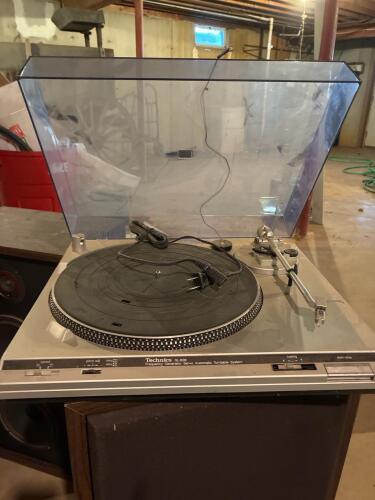 Technics SL-B35 Turntable with ADL Speakers