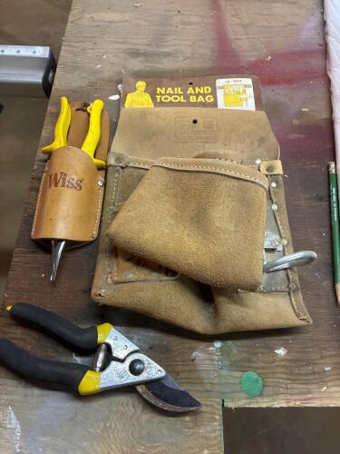 Wiss M3RSPECS Snips and toolbag