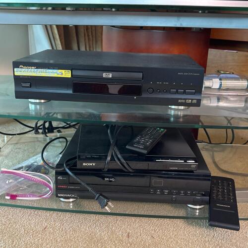 Sony & Pioneer DVD Players & Magnavox VHS Recorder
