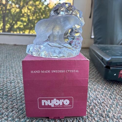 Nybro Crystal Swedish Polar Bear Figurine