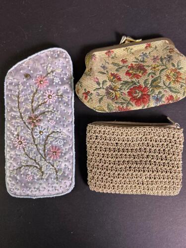 Vintage Coin Purses and Beaded Floral Eyeglass Case