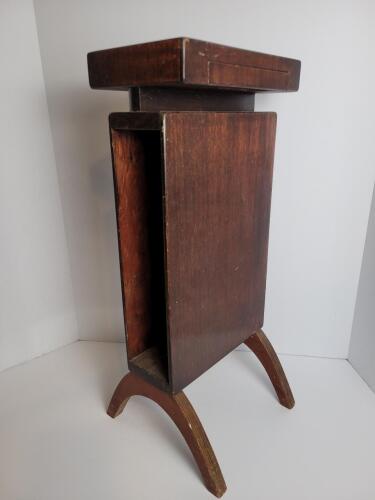 Wooden Modernist-Style Magazine Rack with Slide-Out Tray