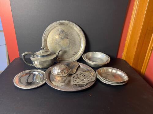 Assorted Silverplate and Pewter Tableware, Wallace and Connecticut House