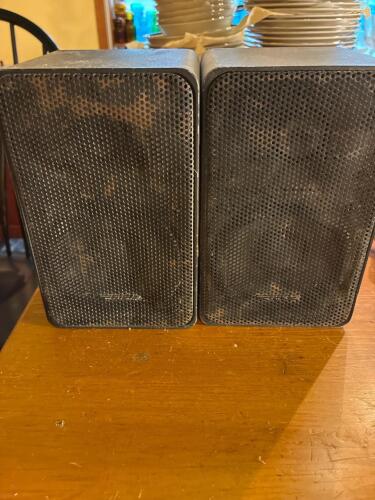 Realistic Minimus-7 Speakers Pair