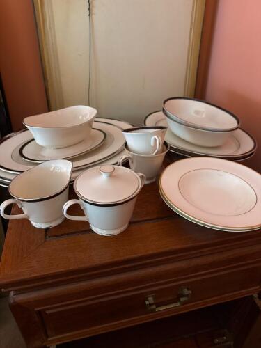 Lenox and Royal Doulton Fine China Dinnerware Assortment