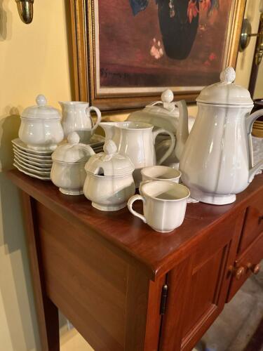 Villeroy & Boch Manoir Porcelain Tea and Coffee Service