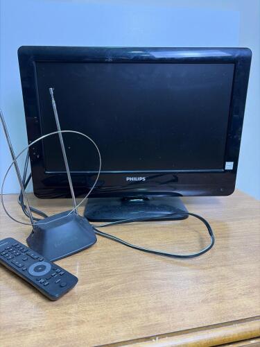 Philips Flat Screen Television with Remote and RadioShack Antenna