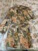 Asian-Style Brocade Jacket With Crane and Floral Motifs - 5