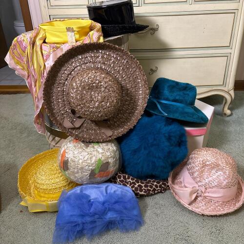 Vintage Women's Hats: Straw, Felt, and Novelty Styles