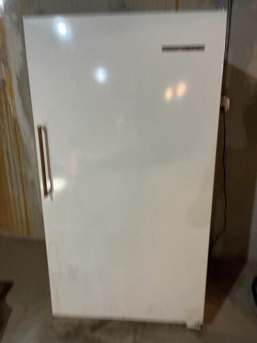 Frigidaire UF-160 Upright Freezer
