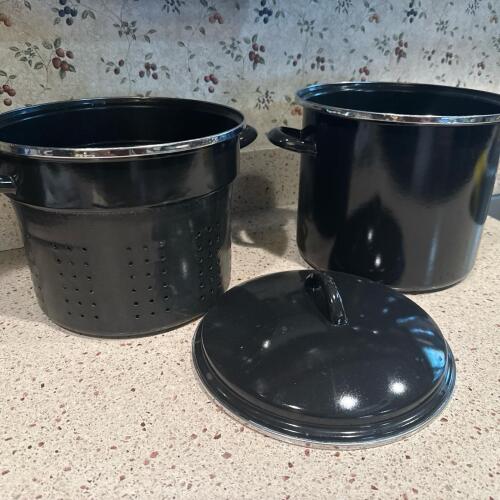 Black Enamelware Stock Pots With Strainer Insert and Lid
