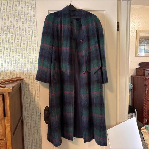 Vintage Lou&aacute;l Originals Plaid Overcoat