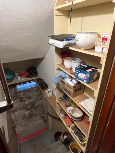 Pickers Lot of Assorted Household Items